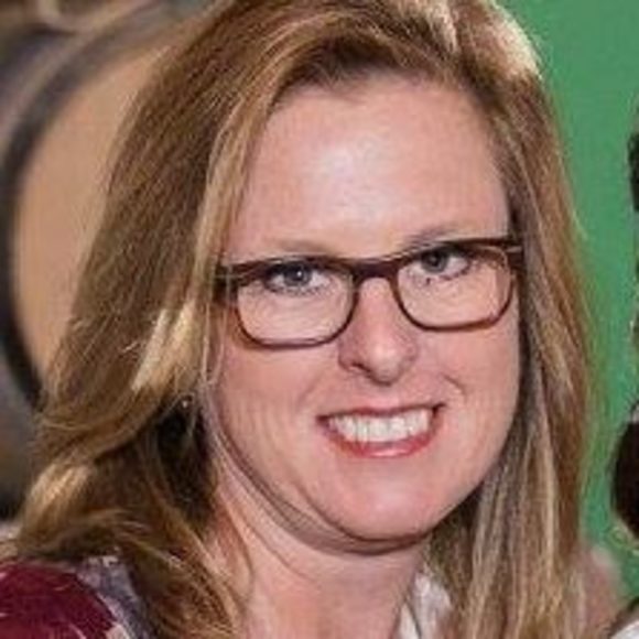 Meet your Posher, Beth - Picture 1 of 1